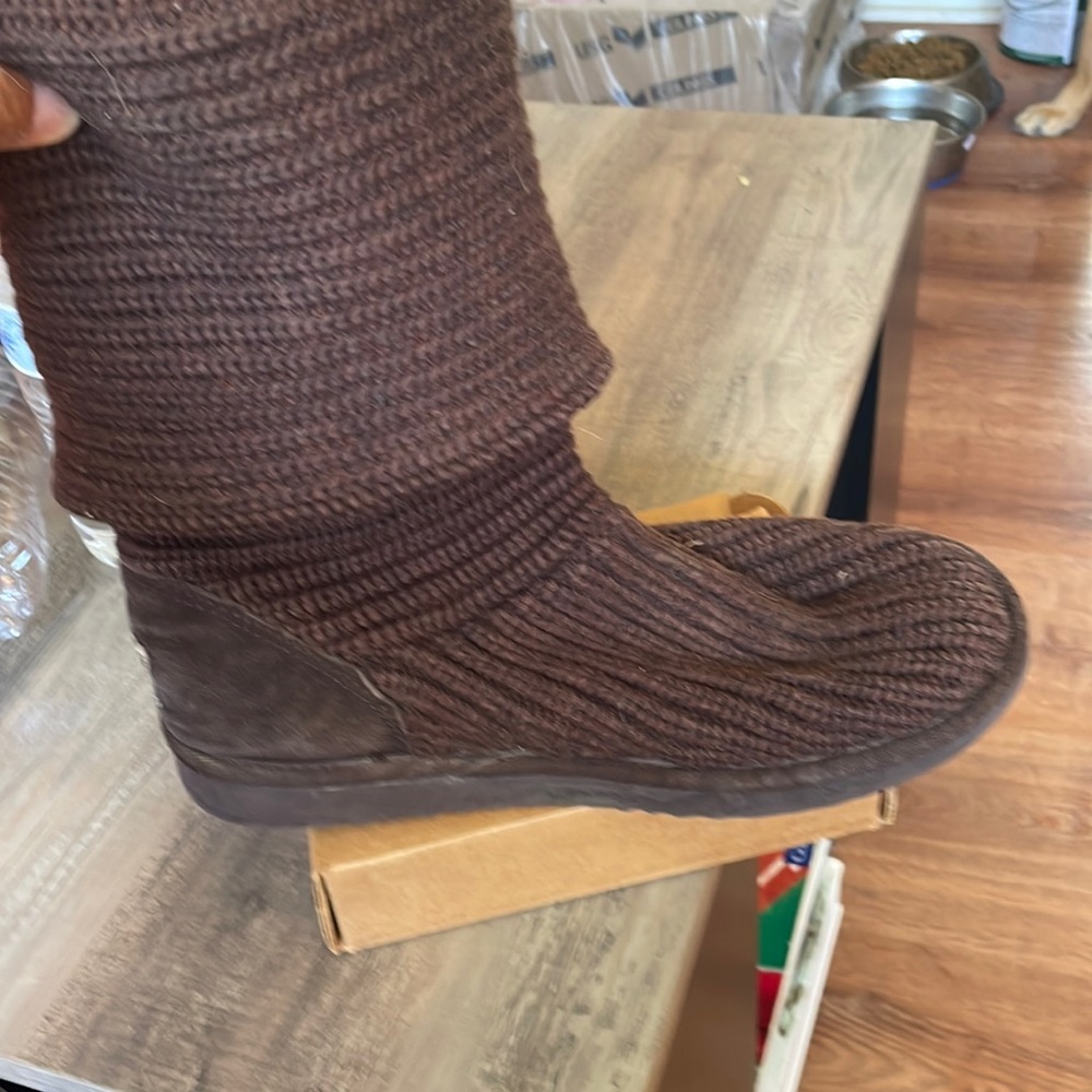 Ugg knitted boots good condition